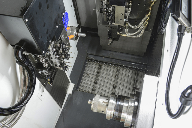 Токарно-фрезерный центр с ЧПУ SPECTR G7-42YS + противошпиндель