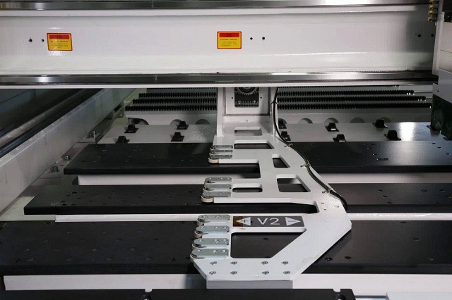 Сверлильно-присадочный центр с ЧПУ Nanxing NСB612DXT