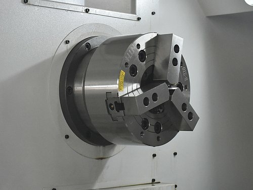 Токарный станок c ЧПУ с прямой станиной MetalTec CK 40x750