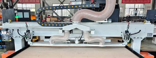 Фрезерный обрабатывающий центр с ЧПУ с автоматической сменой инструмента Filato RS 2028 Lab