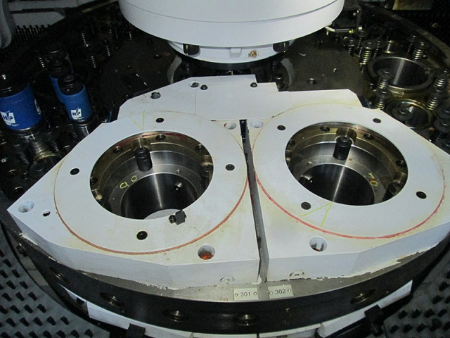 Координатно-пробивные прессы SMD Nisshinbo HPС