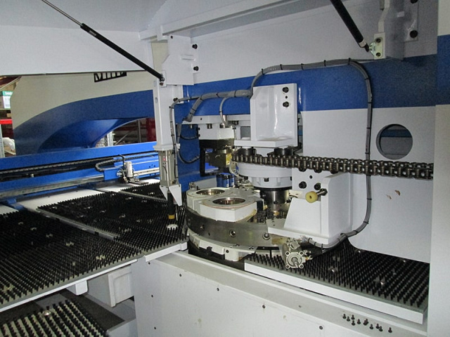 Координатно-пробивные прессы SMD Nisshinbo HPС