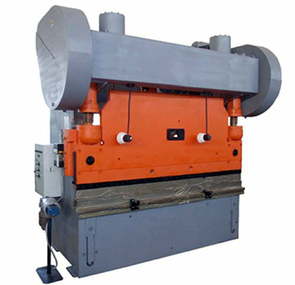 Пресс листогибочный кривошипный ИР1330