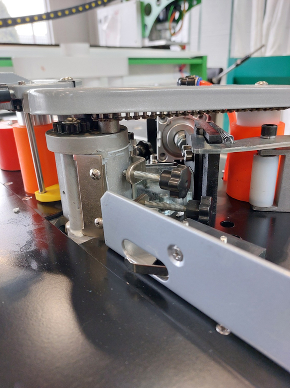 Кромкооблицовочный станок DELTAMACHINERY DM-105 Practic