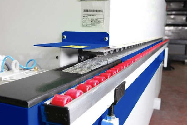 Автоматический кромкооблицовочный станок Alba Advantage 4