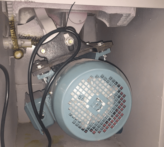 Круглопильный станок с торцовочной кареткой EcoWood S 350К