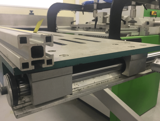 Круглопильный станок с торцовочной кареткой EcoWood S 350К