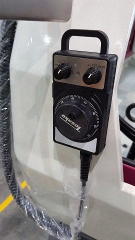 Универсальный круглошлифовальный станок Spitzen SOG-2550