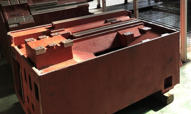 Токарно-фрезерный центр с наклонной станиной KTL 52M/500