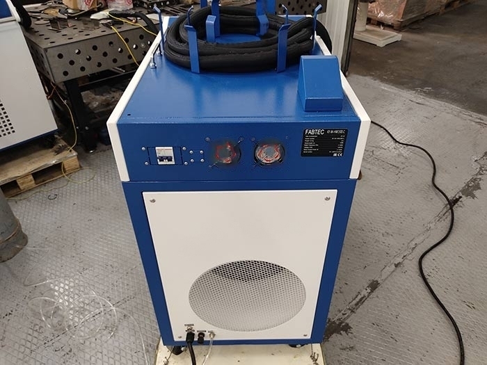 Аппарат лазерной сварки KY-W-HW1500-C 1.5кВт Raycus 3в1 (резка, сварка, очистка) с механизмом подачи проволоки и водным охлаждением