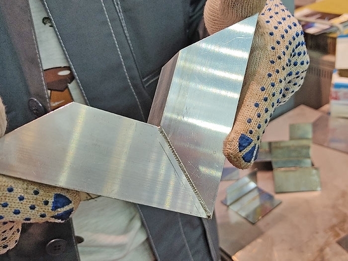 Волоконно-лазерный сварочный аппарат MFKY-W-HW2000-C 2кВт JPT с механизмом подачи проволоки