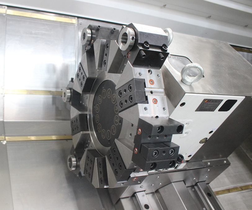 Горизонтальные токарные станки MetalCraft с ЧПУ TCK70-1000 (TCK70-1000.F15/18.5.A2-8.12K.254T)