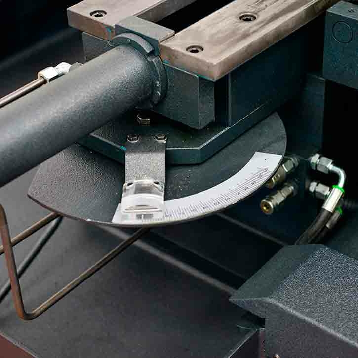 Ленточнопильный станок BekaMak BMSO 320GH NC