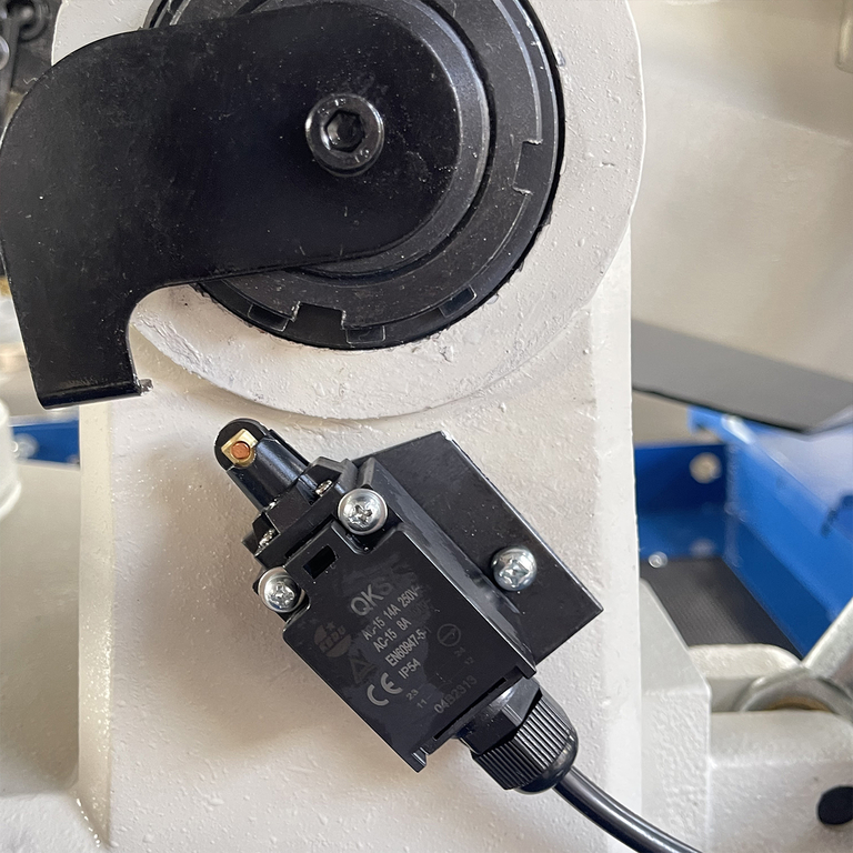 Ленточнопильный станок для резки металла DMM MWS-170 (380v)