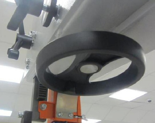 Ленточнопильный станок OSTERMANN BS 50 AUTO с подающим устройством