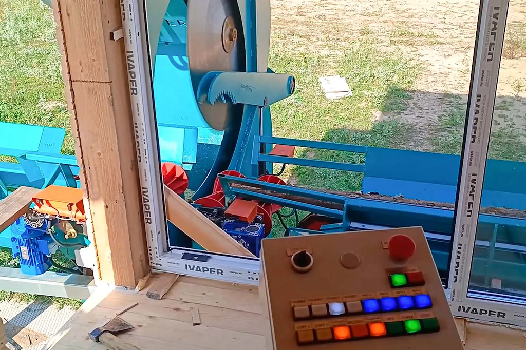 Линия сортировки с раскряжевкой бревна LSR 1250