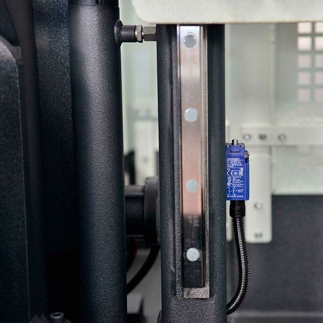 Ленточнопильный станок Beka-Mak BMSO 360CGH NC