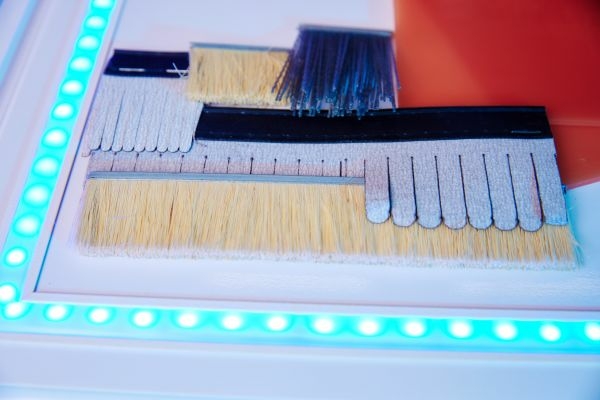 Автоматический рельефно-шлифовальный станок KDT PM6-1000