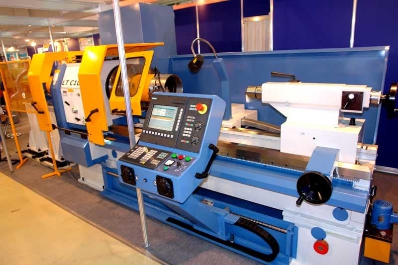 Трубонарезной токарный станок с ЧПУ ZMM Sliven LTC10T.12/4000