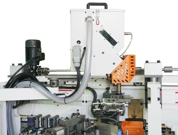 Кромкооблицовочный автоматический станок HOLD HD876J