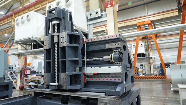 Фрезерный обрабатывающий центр IRONMAC IMU-5X 400 PRO