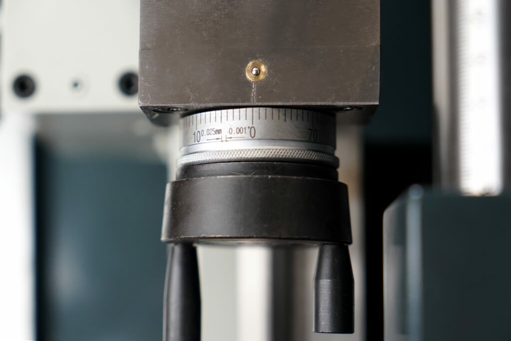 Настольный токарный станок Metal Master MasterTurn 2550GV