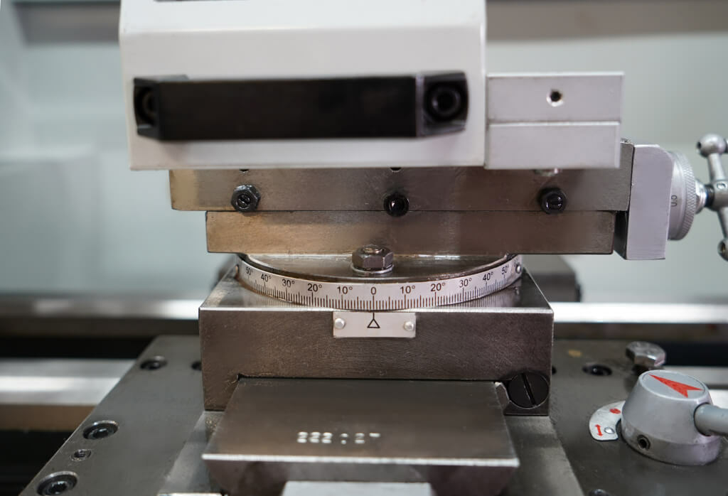 Настольный токарный станок Metal Master MasterTurn 3390G