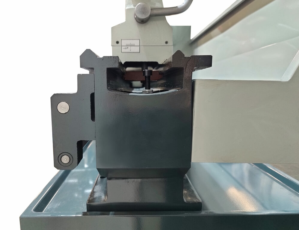 Настольный токарный станок Metal Master MasterTurn 3390G