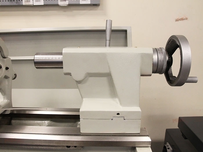 Универсальный токарный станок ML 400x1000 по металлу