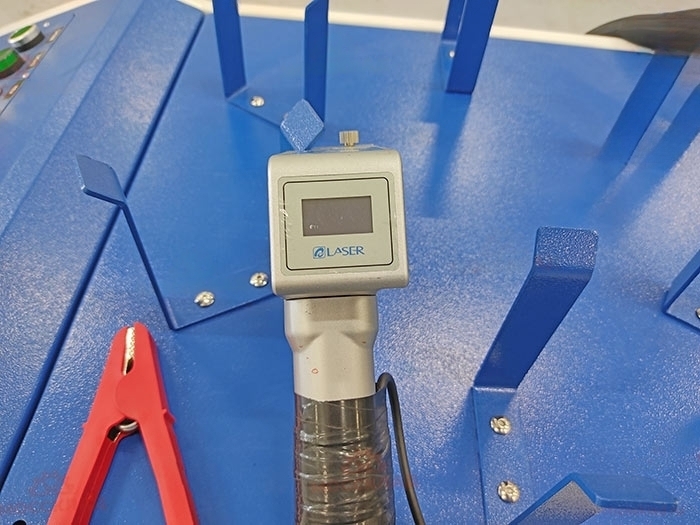 Волоконно-лазерный сварочный аппарат MFKY-W-HW1000-C 1кВт Raycus с механизмом подачи проволоки