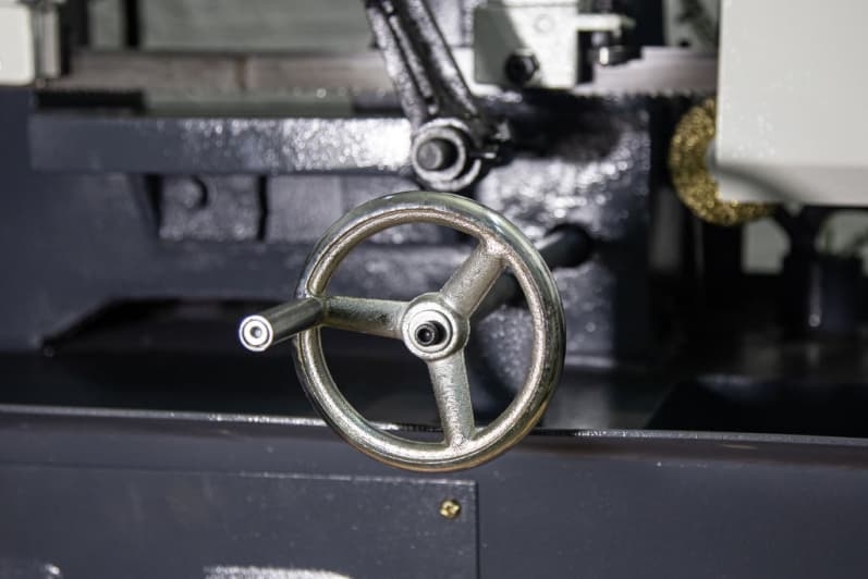 Ленточнопильный двухколонный станок Metal Master MGH-200