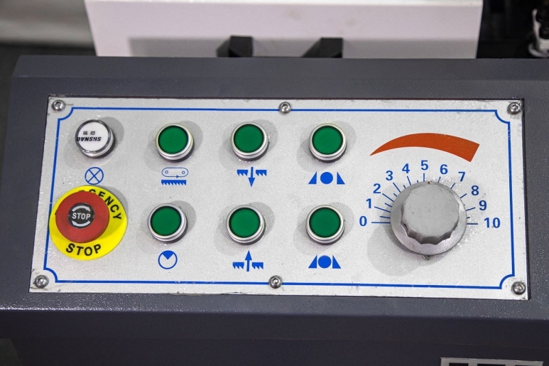 Ленточнопильный двухколонный станок Metal Master MGH-350