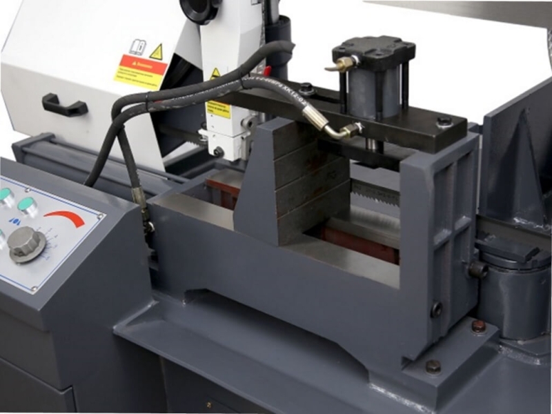 Ленточнопильный двухколонный станок Metal Master MGH-350