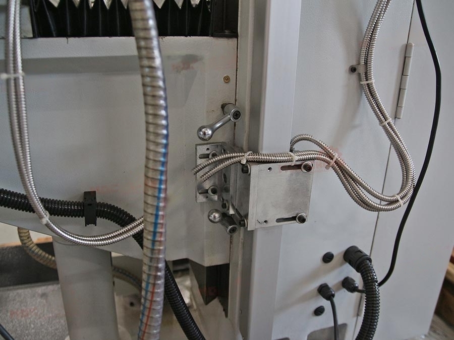 Широкоуниверсальный фрезерный станок FFH1