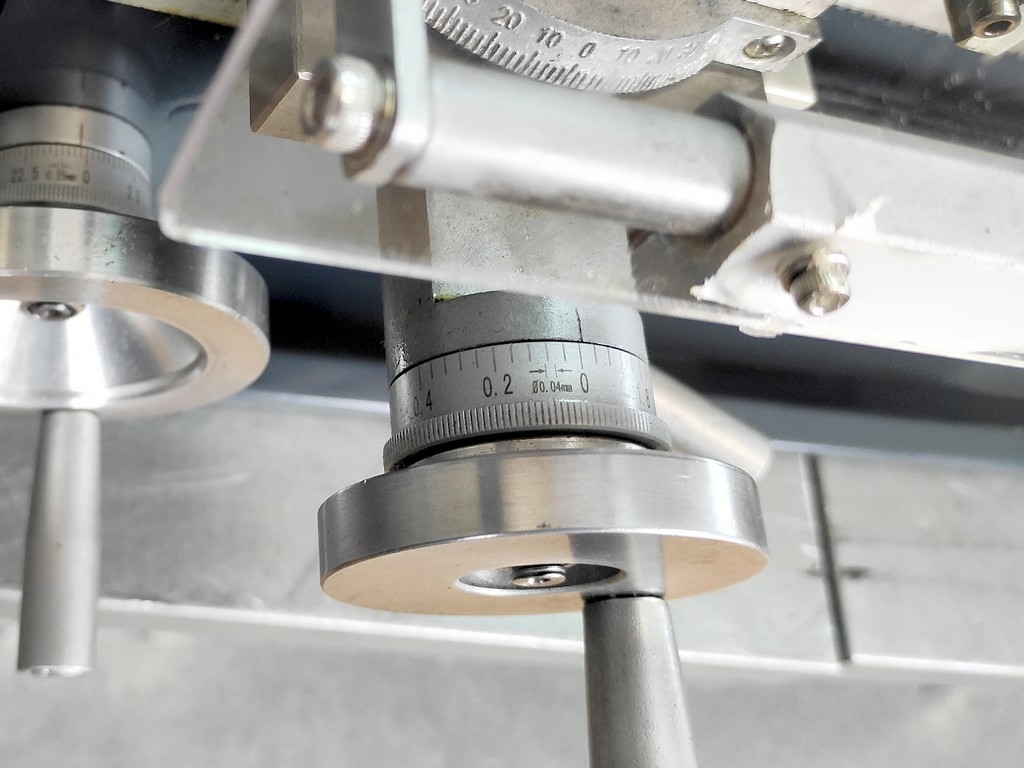 Настольный токарно-винторезный станок Metal Master MML 2140V