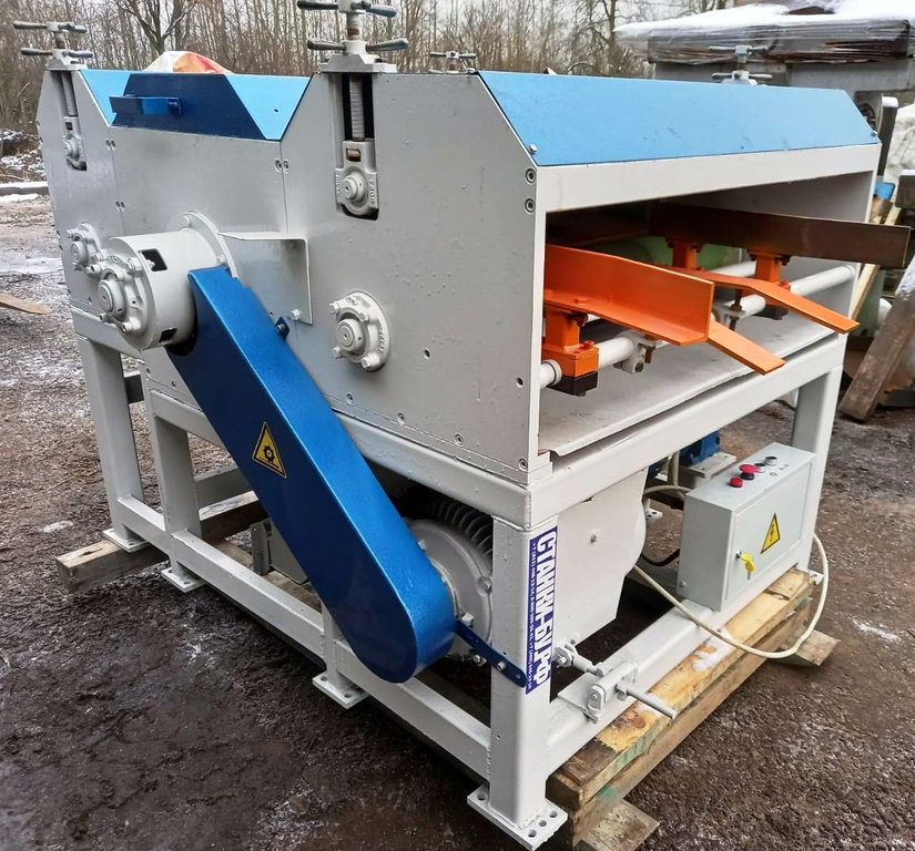 Многопильный станок для раскроя плитных материалов