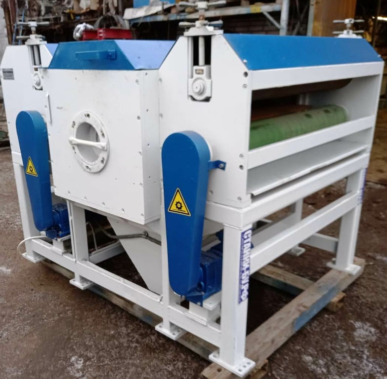 Многопильный станок для раскроя плитных материалов