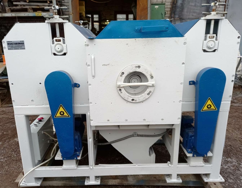 Многопильный станок для раскроя плитных материалов