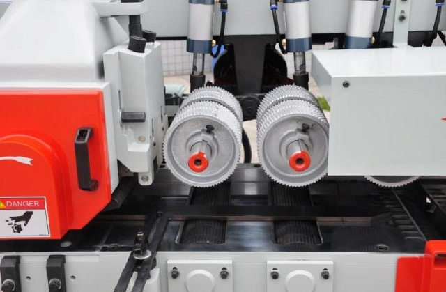 Многопильный станок QUADRO 326SAW