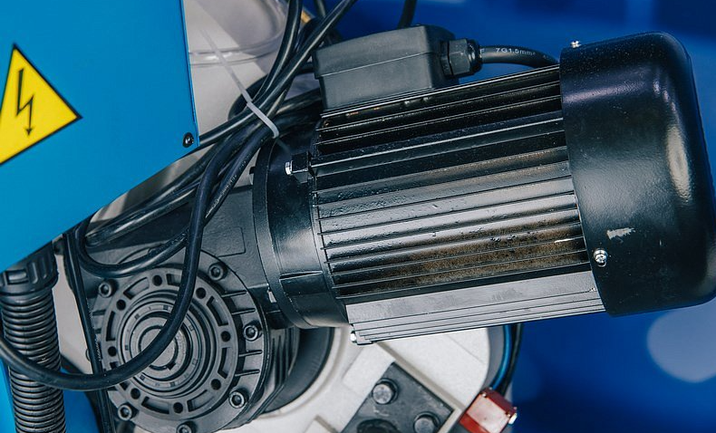 Ручной ленточнопильный станок MetalTec BS 270 FH