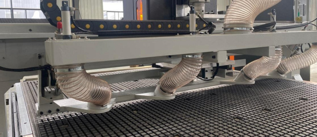 Фрезерный обрабатывающий центр с ЧПУ с автоматической сменой инструмента Filato RS 2028 Lab