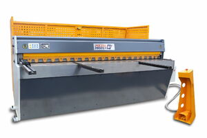 Электромеханическая гильотина Metal Master MSJ 3032