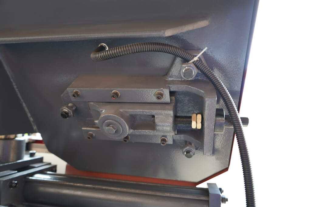 Автоматический ленточнопильный станок MetalMaster MSK 400 Е