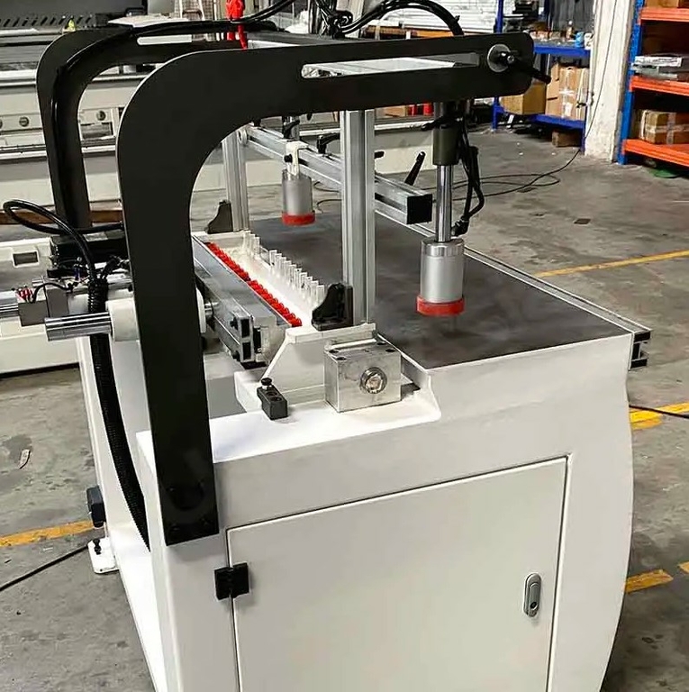 Сверлильно-присадочный станок MZ1