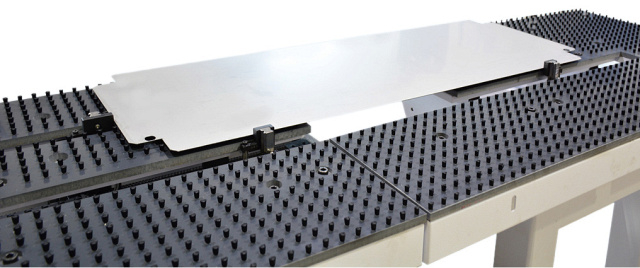 Автоматические панелегибы YAWEI FBE c автосменой прижимного инструмента