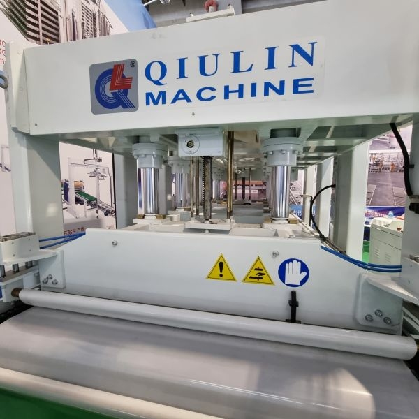 Линия прессования на базе проходного гидравлического горячего пресса Shanxi Quilin Machinery BY624х8/16