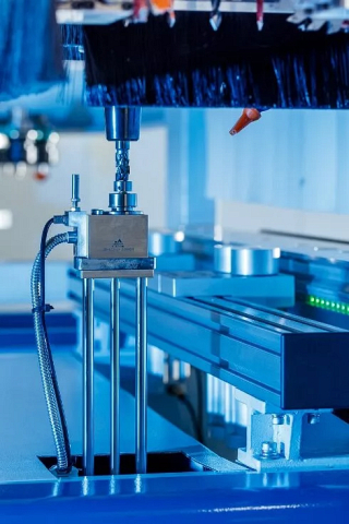 Универсальные обрабатывающие центры с ЧПУ Beaver UNIVERSAL-M TPA