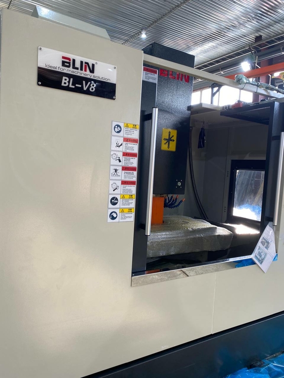 Фрезерный обрабатывающий центр NINGBO BLIN MACHINERY BL-V8
