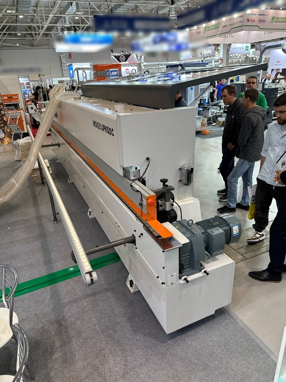 Кромкооблицовочный автоматический станок HOLD HD621JPKQSC