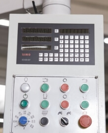 Широкоуниверсальный фрезерный станок STALEX MUF150 Servo